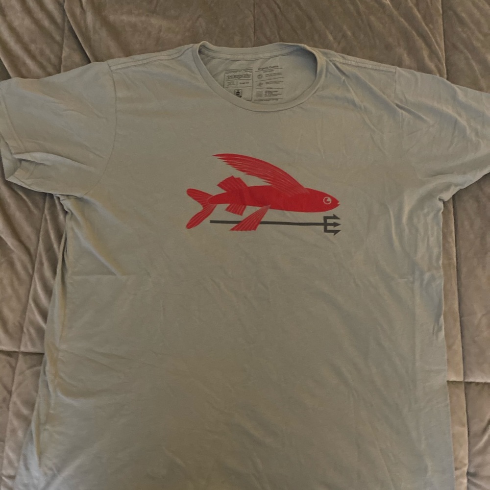 Patagonia fish tee